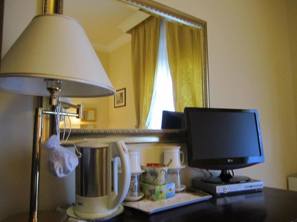 Hotel Villa Castellani Mogliano Bilik gambar