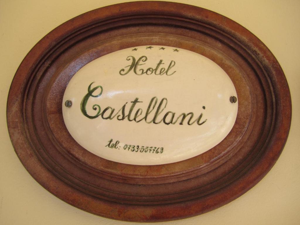 Hotel Villa Castellani Mogliano Luaran gambar