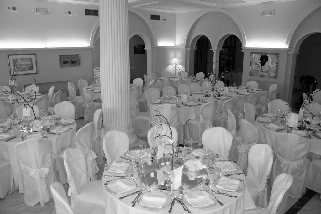 Hotel Villa Castellani Mogliano Luaran gambar