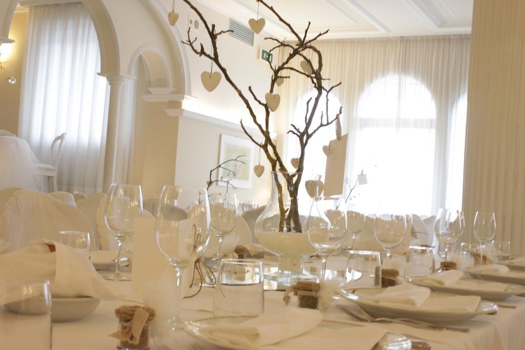 Hotel Villa Castellani Mogliano Luaran gambar