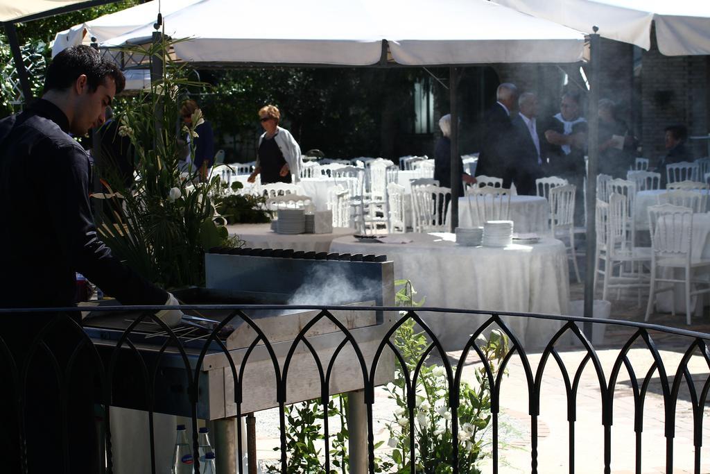 Hotel Villa Castellani Mogliano Luaran gambar