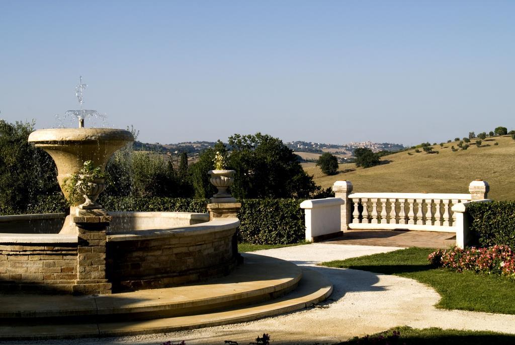 Hotel Villa Castellani Mogliano Luaran gambar